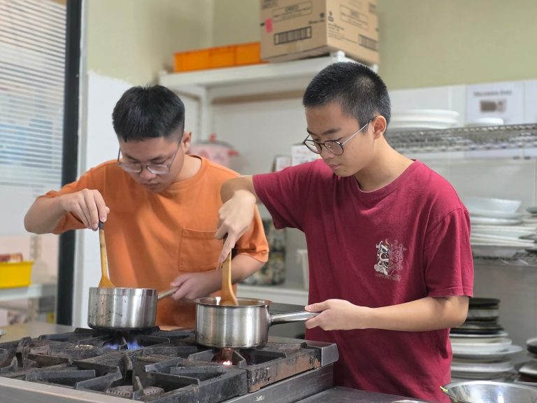 FB_IMG_1759885142401